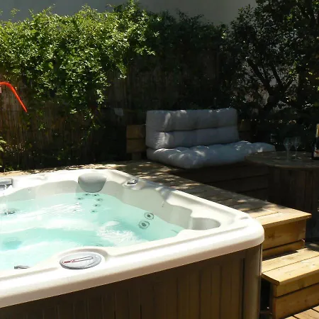 Un P'tit Coin De Paradis Avec Jacuzzi * Carcans